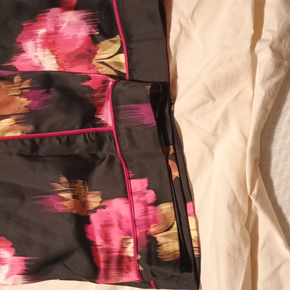 Torrid Pink and Black Watercolor Floral Suit sz 0 - Picture 13 of 16